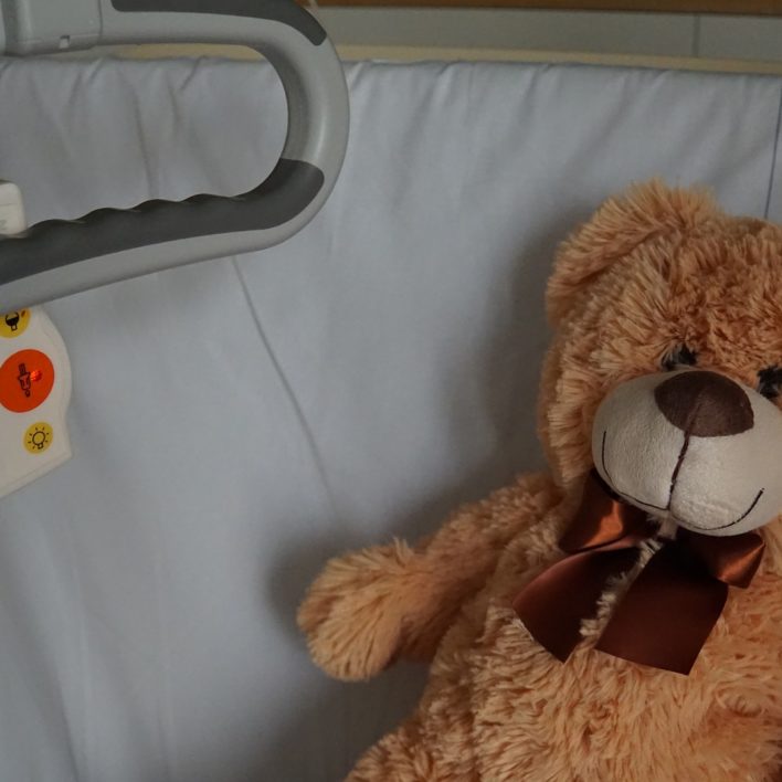 Teddybär für krebskranken Kindern